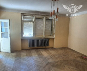 Na predaj 3‑izbový byt na Alžbetinom ostrove v pôvodnom stave