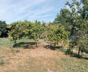 NA PREDAJ 3,5-ÁROVÝ POZEMOK V KOMÁRNE – TEHEĽŇA (NOVOZÁMOCKÁ CESTA)!
