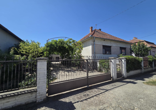 Exkluzívne ponúkame na predaj rodinný dom v obci Kameničná