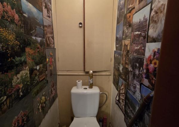 Ponúkame na predaj rodinný dom v pôvodnom stave v Kolárove vo veľmi dobrej lokalite!