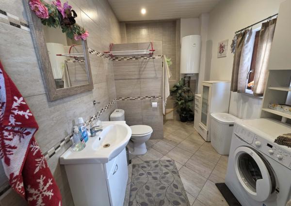 Na predaj dom na samote pri Veľkom Ostrove