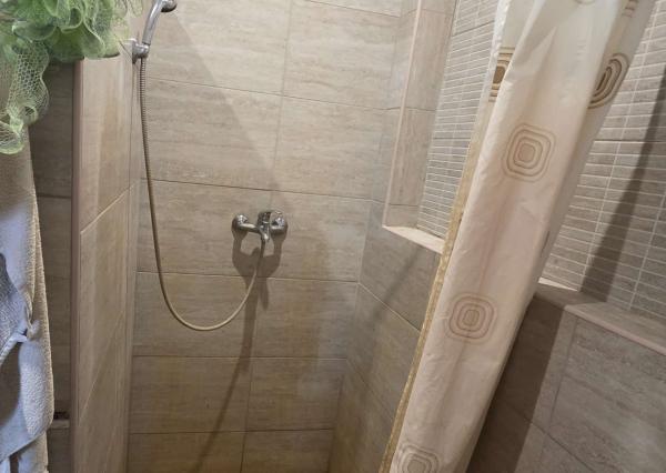 Na predaj dom na samote pri Veľkom Ostrove