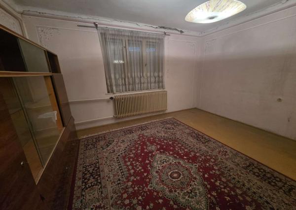 Ponúkame na predaj rodinný dom v Nededi