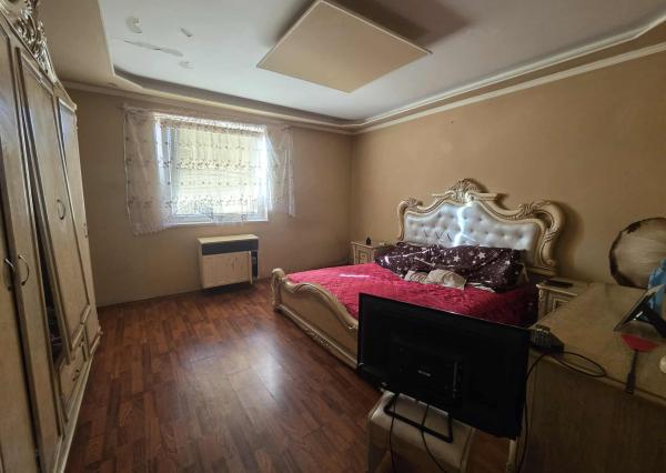 Ponúkame na predaj  rodinný dom v meste Kolárovo