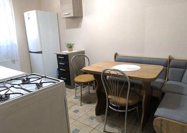 Ponúkame na prenájom 2 izbový byt v Komárne