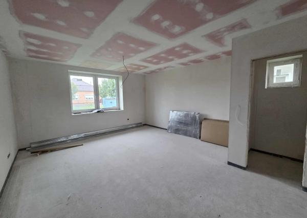 Ponúkame na predaj rodinný dom v Zemnom