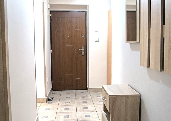 Ponúkame na prenájom 2 izbový byt v Komárne