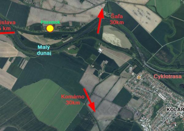 Ponúkame na predaj rodinný dom na Veľkom Ostrove s veľkým pozemkom