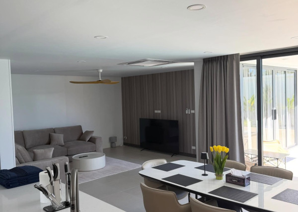 Ponúkame na podnájom vilu v krásnom prostredí Thajska.