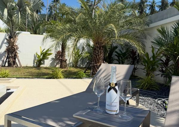 Ponúkame na predaj vilu v krásnom prostredí Thajska.