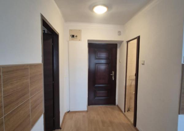 Na predaj ponúkame príjemný, kompletne zrekonštruovaný 2‑izbový byt na ulici Priateľstva.