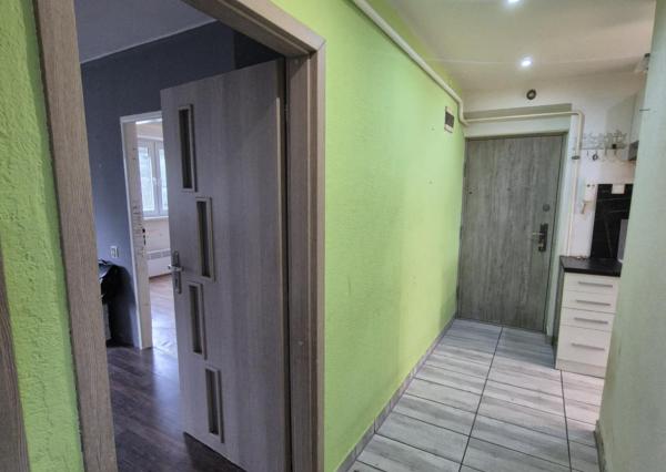 Ponúkame priestranný 3‑izbový byt po rekonštrukcii v tichej lokalite KN