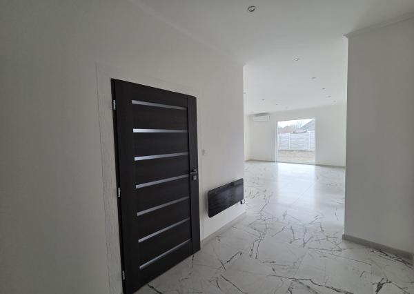 Ponúkame na predaj novostavbu v Kolárove