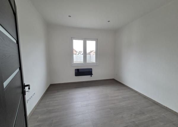 Ponúkame na predaj novostavbu v Kolárove