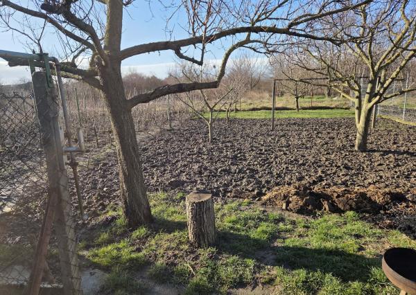 Ponúkame na predaj rodinný dom v Iži