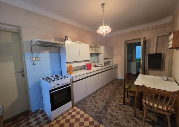 Ponúkame na predaj rodinný dom v Iži