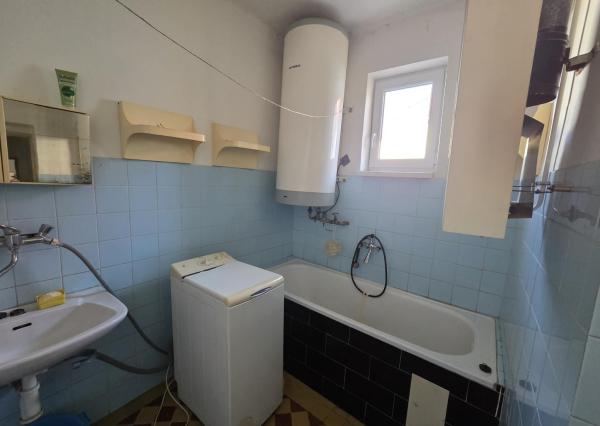 Ponúkame na predaj rodinný dom v Iži