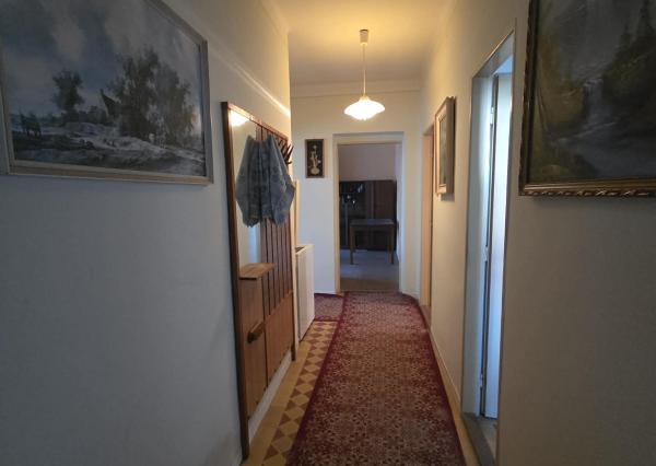 Ponúkame na predaj rodinný dom v Iži