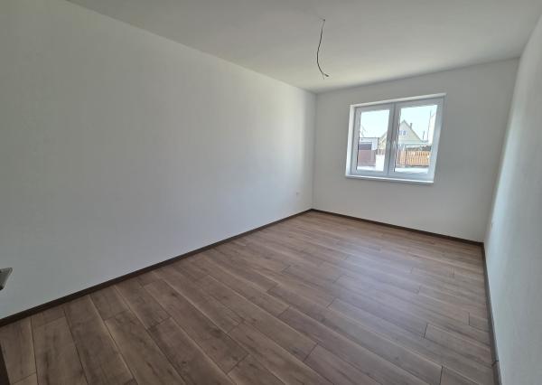 Výhodná ponuka!!!Na predaj jedna časť dvojdomu v Kolárove