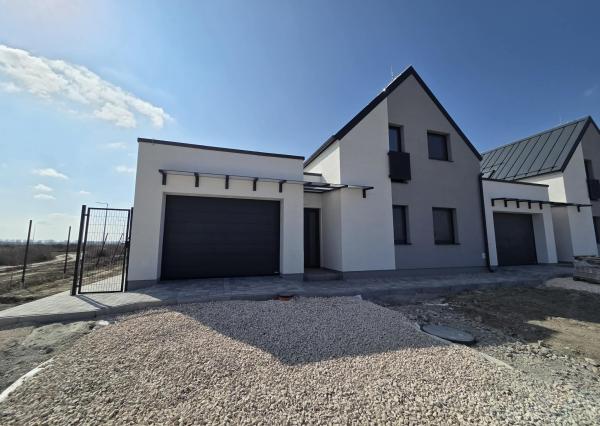 Ponúkame na predaj novostavbu v Kolárove