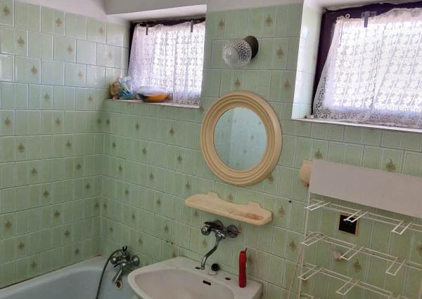 Ponúkame na predaj rod.dom v Nesvadoch