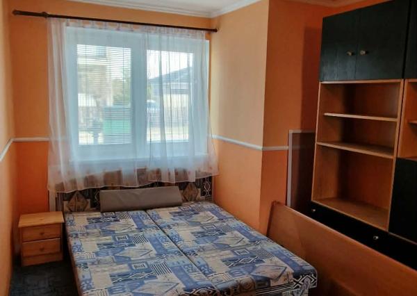 Ponúkame na predaj rod.dom s veľkým pozemkom v Ímeli