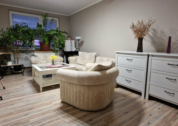 Ponúkame na predaj 3 izbový byt v Komárne