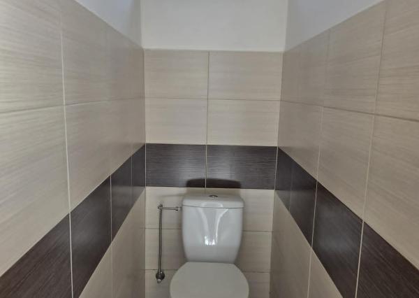 Ponúkame na predaj dom v centre Kolárova