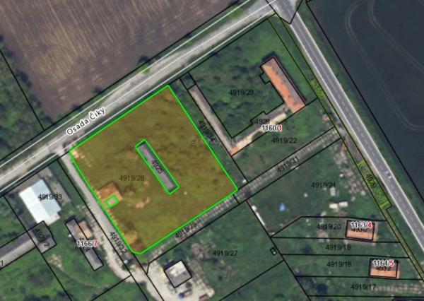 Areál, pozemky o výmere 2,5 ha, 4 km od baterkárne Šurany