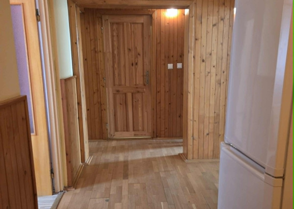 Ponúkame na predaj veľký 3-izbový byt v Šali