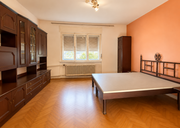 NA PREDAJ 4-izbový rodinný dom v meste Nesvady