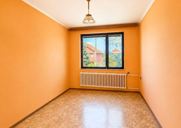 NA PREDAJ 5-izbový viacpodlažný rodinný dom v meste Nesvady