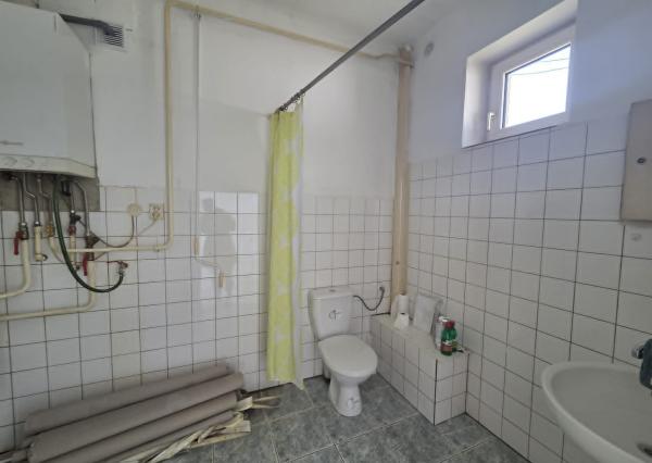 Ponúkame na prenájom obchodný priestor v Kolárove