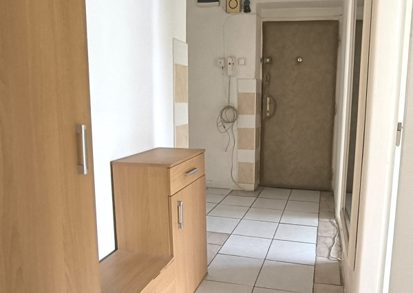 Heaven Reality ponúka na predaj príjemný 2‑izbový byt na Budovateľskej ulici v Komárne.