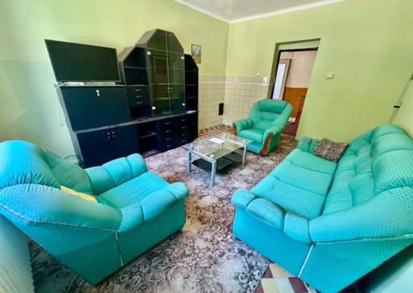 Tichá lokalita, príroda, dobrá dostupnosť do mesta