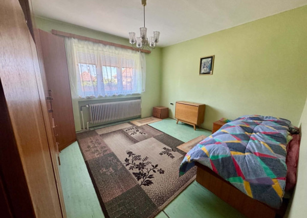 Tichá lokalita, príroda, dobrá dostupnosť do mesta