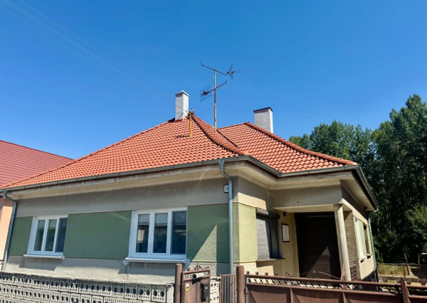 Tichá lokalita, príroda, dobrá dostupnosť do mesta