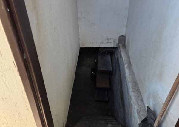 Priestranný 5-izbový rodinný dom v centre mesta Kolárovo