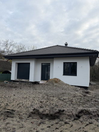 Ponúkame predaj: 4‑izbový rodinný dom – Bodza, okres Komárno. - fotografia 1
