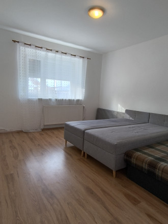 Predaj – kompletne zrekonštruovaný 4‑izbový rodinný dom v Nesvadoch - fotografia 19