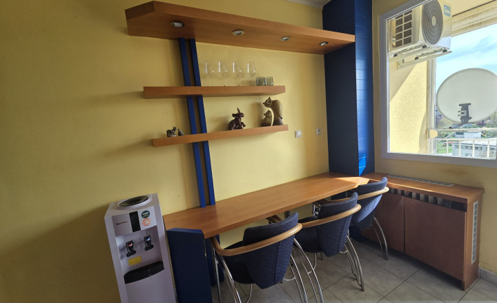 Ponúkame priestranný 3-izbový byt s balkónom v Kolárove - fotografia 6