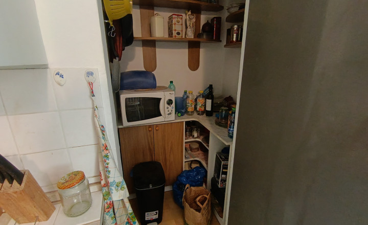 Slnečný štvorizbový byt na Gazdovskej v Komárne - fotografia 6