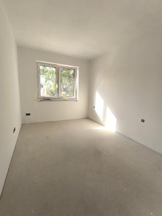 Na predaj moderný 3‑izbový radový dom s vlastným dvorom – novostavba „na kľúč“ - fotografia 6