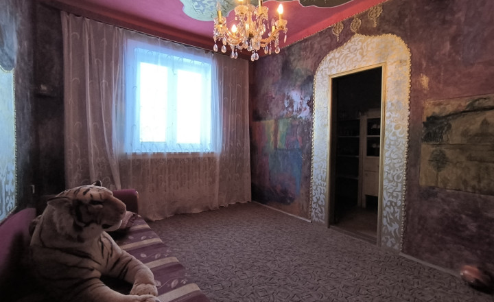 Na predaj priestranný rodinný dom + veľký pozemok! - fotografia 9