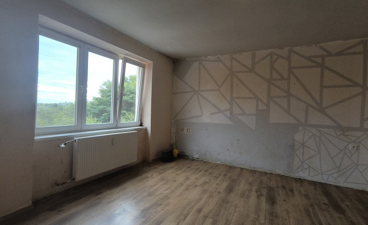 Na predaj: 2-izbový tehlový byt na kompletnú rekonštrukciu - fotografia 9