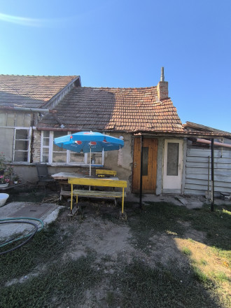 NA PREDAJ STARŠÍ 3-IZBOVÝ RODINNÝ DOM S VEĽKOU ZÁHRADOU – GBELCE - fotografia 13