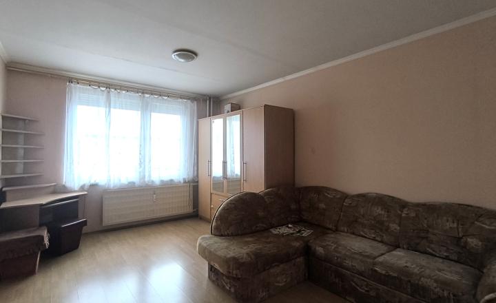 🏡 VEĽKÝ 3-IZBOVÝ BYT NA NÁBREŽNEJ ULICI V NOVÝCH ZÁMKOCH - fotografia 5