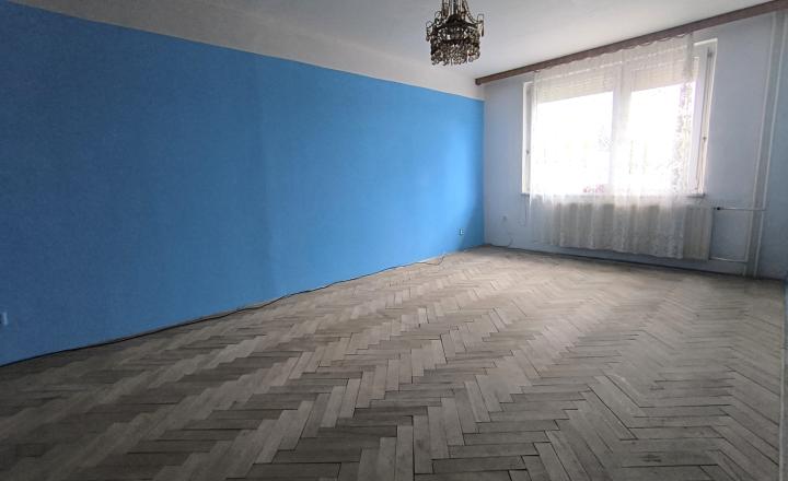 🏡 VEĽKÝ 3-IZBOVÝ BYT NA NÁBREŽNEJ ULICI V NOVÝCH ZÁMKOCH - fotografia 11
