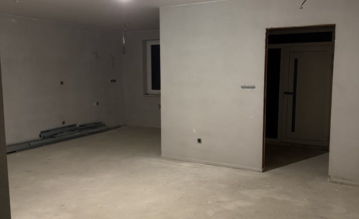 Ponúkame predaj: 4‑izbový rodinný dom – Bodza, okres Komárno. - fotografia 5