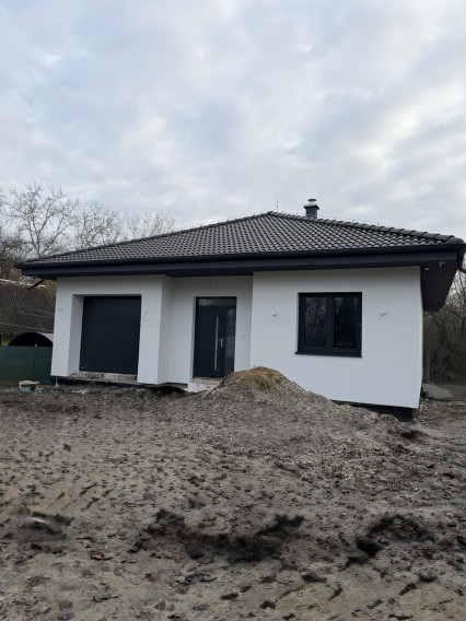 Ponúkame predaj: 4‑izbový rodinný dom – Bodza, okres Komárno.
